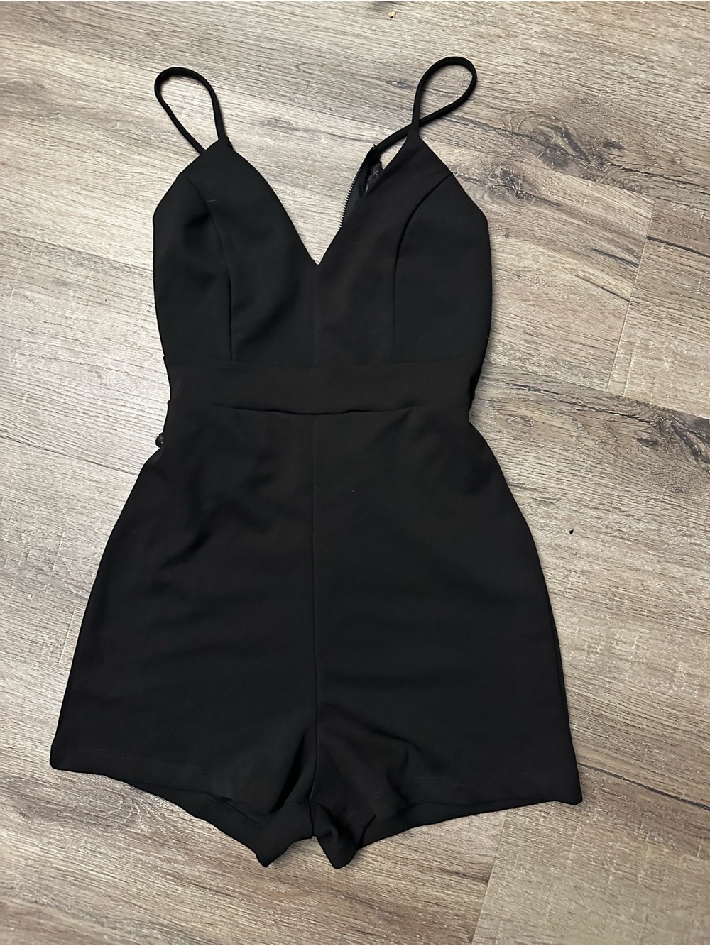 Joe & Elle Black V-Neck Sleeveless One-Piece Romper